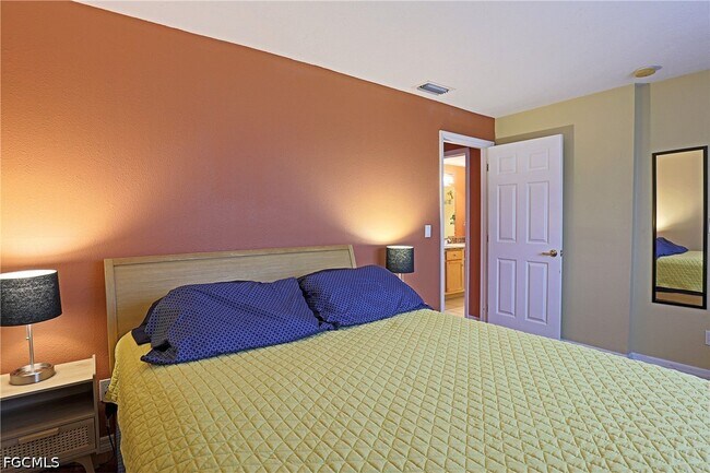Building Photo - 3344 N Key Dr