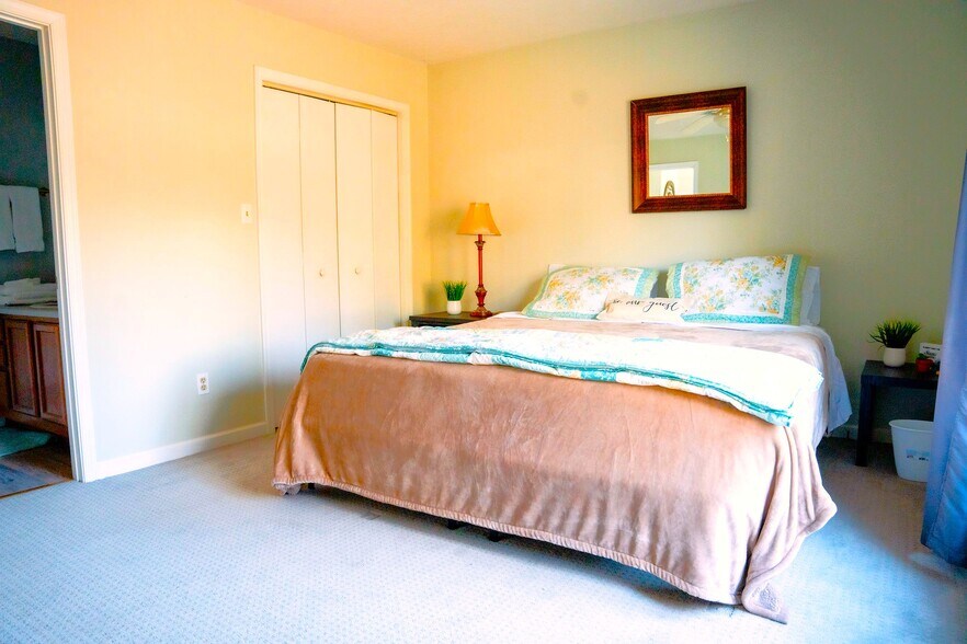 Building Photo - 2368 Bateman Bridge Rd