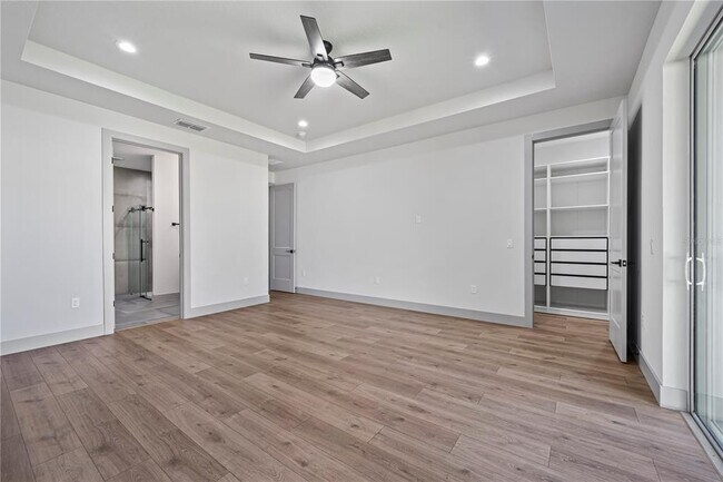 Building Photo - 11 Ethan Allen Dr