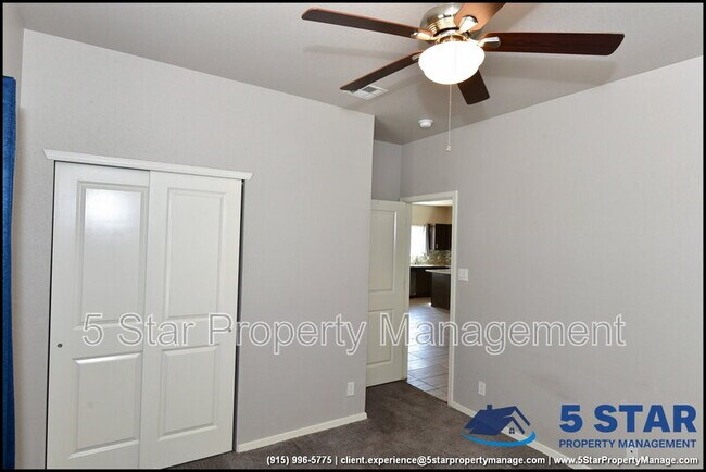 Building Photo - 4825 Mark Avizo