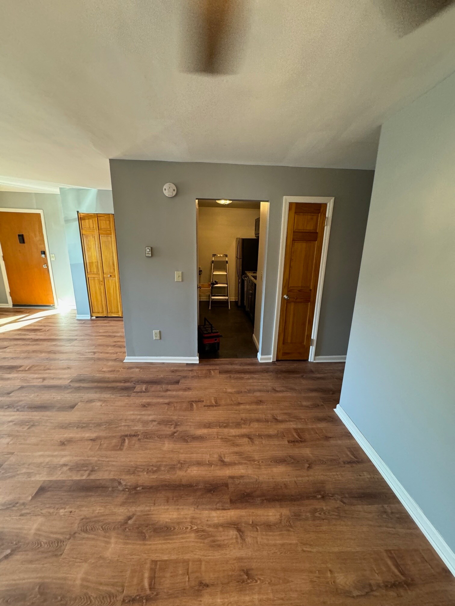 in dining are looking to kitchen - 12 White Gate Dr