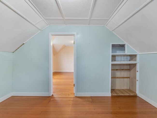 Building Photo - 3088 Harrison Ave