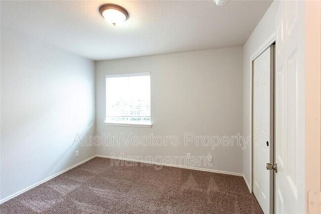 Building Photo - 1612 Corn Hill Ln