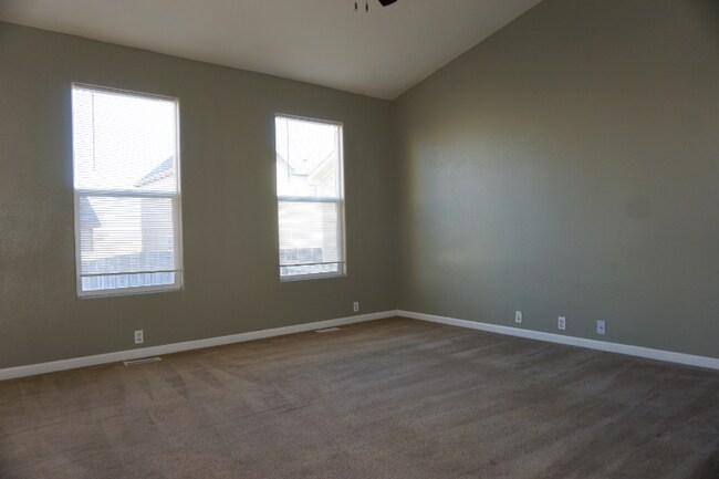 Building Photo - 11882 Trissino Heights