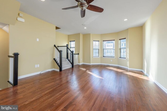 Building Photo - 122 Winterberry Way