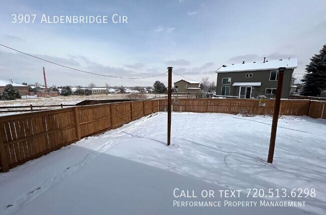 Building Photo - 3907 E Aldenbridge Cir