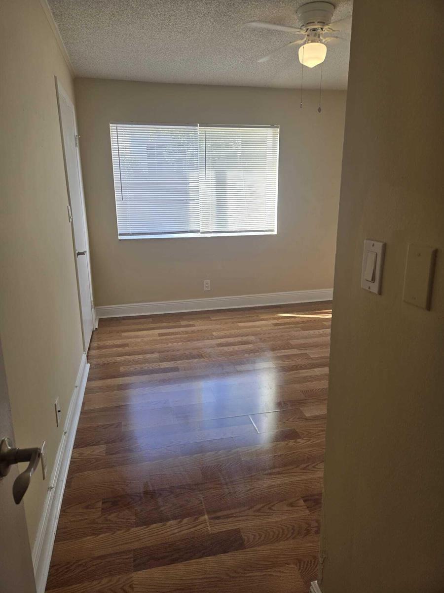 Building Photo - 5780 Rock Island Rd