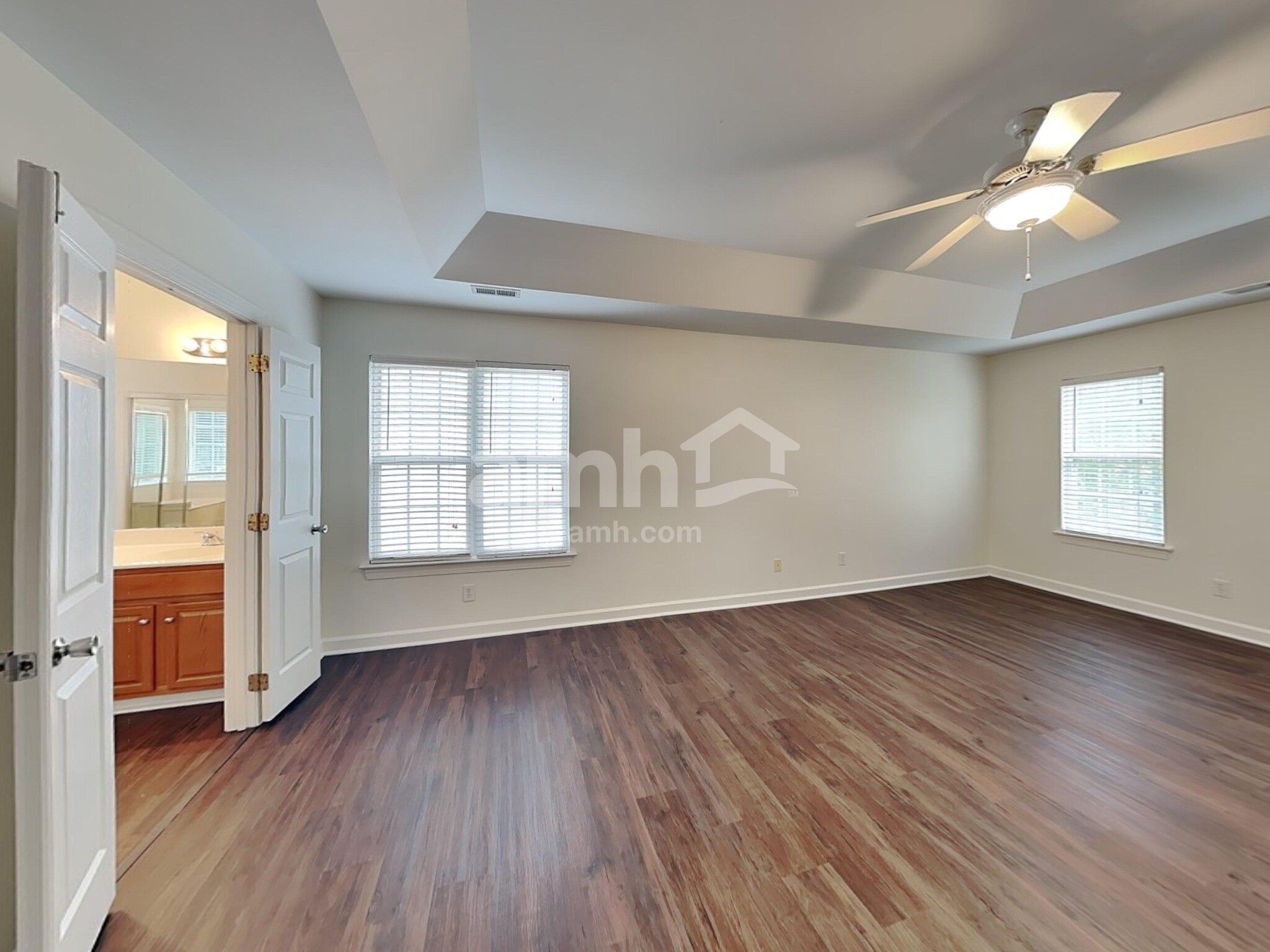 Building Photo - 4583 Waterford Dr NW