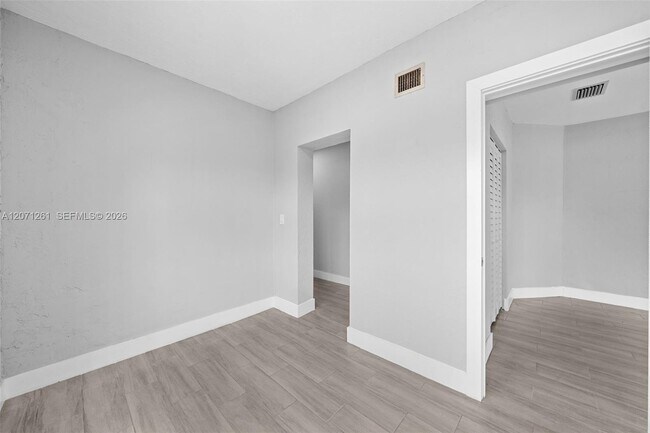Building Photo - 1227 NW 27th St