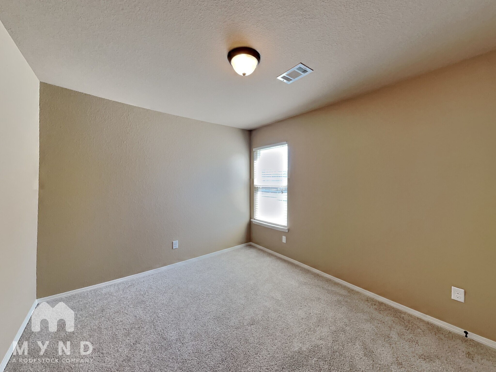 Building Photo - 154 Harvick Cir