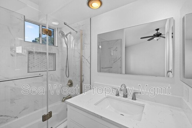 Building Photo - 12614 Carmel Country Rd