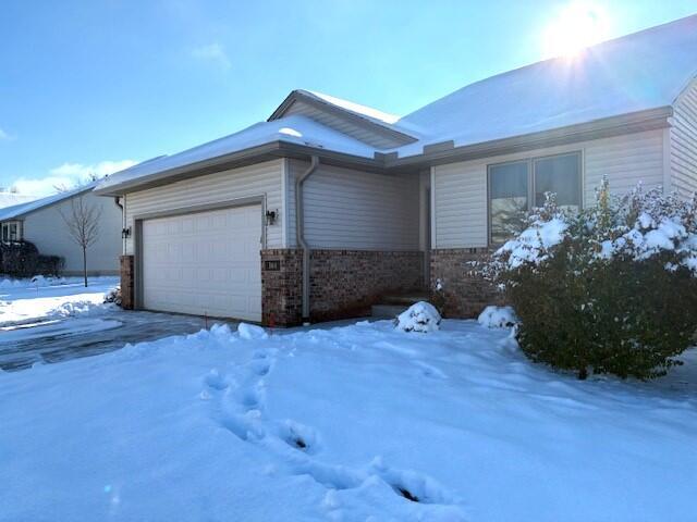 Primary Photo - 364 Cottonwood Ln