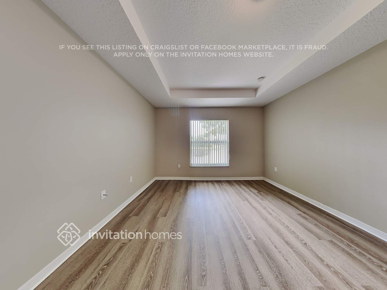 Building Photo - 1583 Carmona Ct