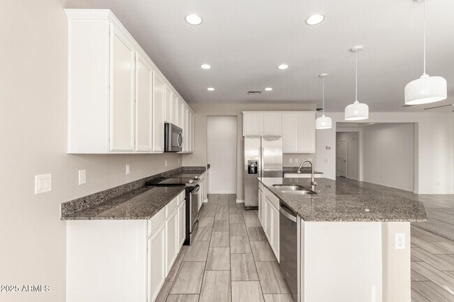 Building Photo - 2169 W Madisen Marie Ave