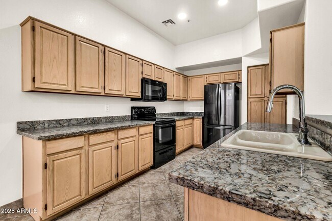 Building Photo - 9379 E Windrose Dr