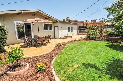 Building Photo - GORGEOUSLY RENOVATED 3BD/2BA HOME IN CLAIREMONT! AVAILABLE JUNE~ ONLY $4,895/mo!