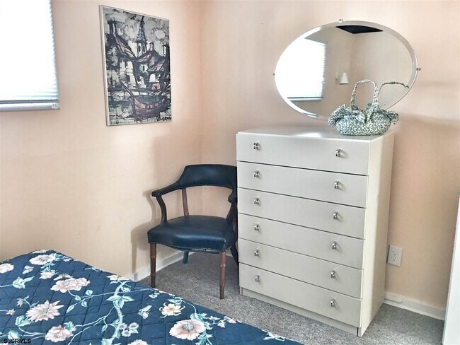 Building Photo - 316 N Vendome Ave