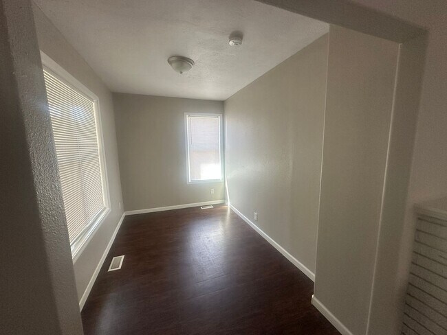 Building Photo - Spacious 4-Bedroom Home Near Northtown Mall