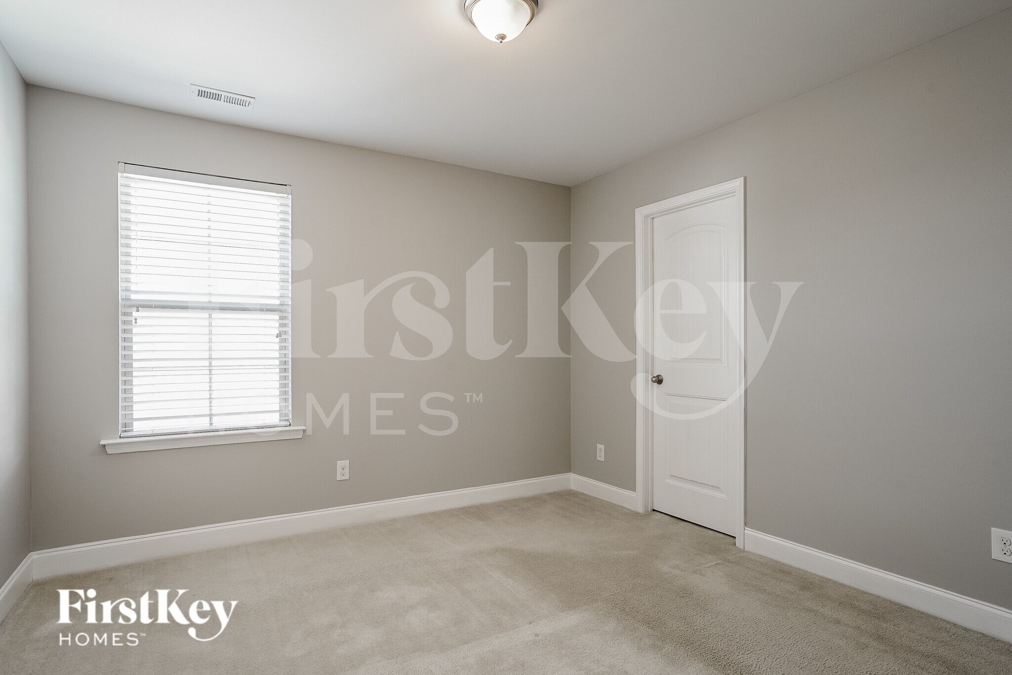 Building Photo - 3141 Lacewing Dr