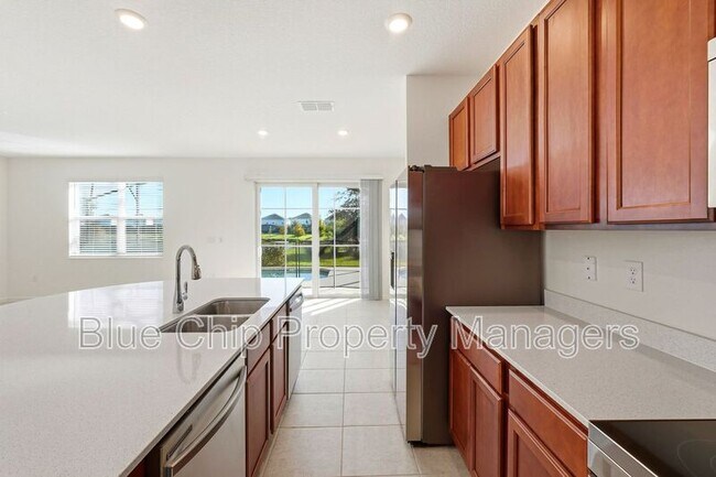 Building Photo - 211 Ballo Dr