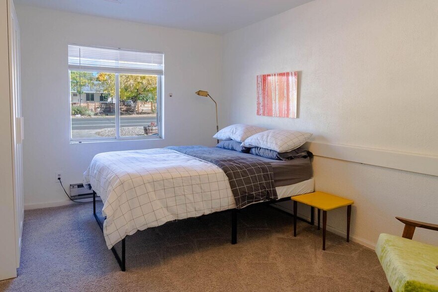 Building Photo - 1225 E Cache La Poudre St