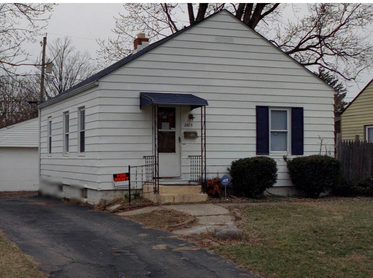 Building Photo - 2605 Grasmere Avenue