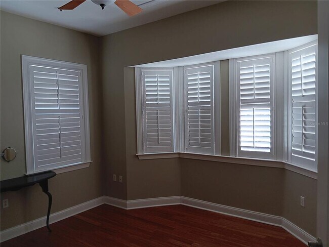 Building Photo - 200 Brightwater Dr