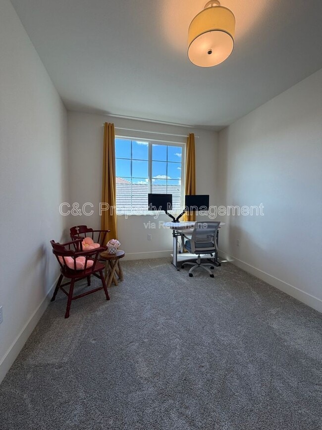 Building Photo - 5125 Mink Ct