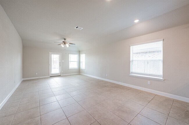 Building Photo - 11234 Victoria Hollow Trace