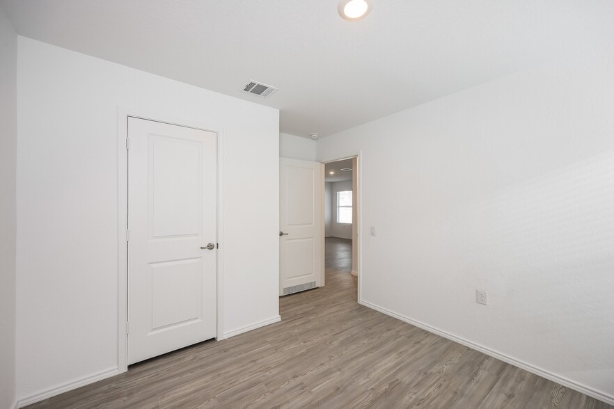 Building Photo - 4515 Emma Way