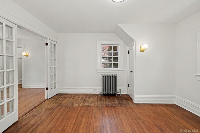 Building Photo - 53 Cortlandt Ave