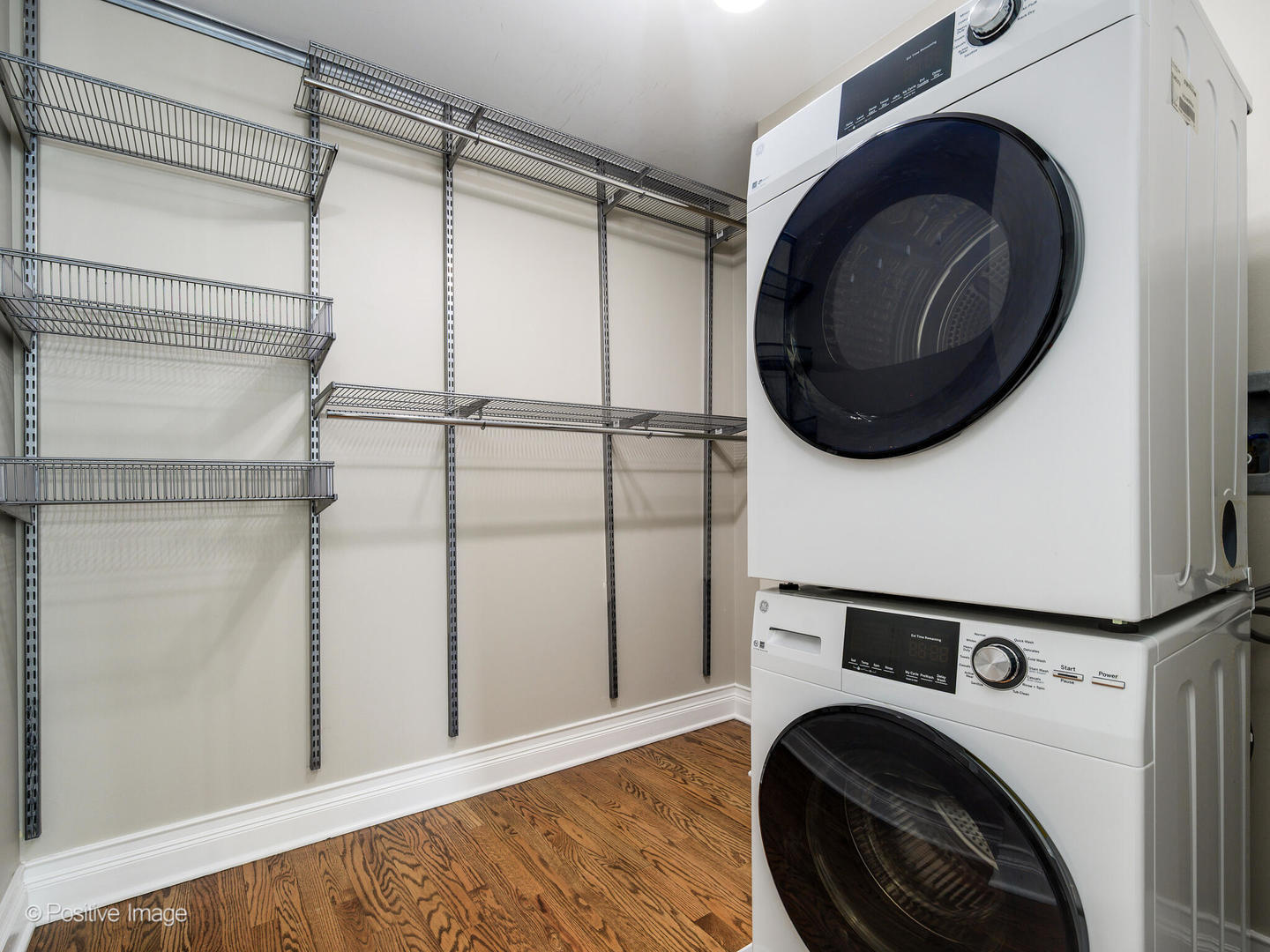 Building Photo - 2 E Erie St