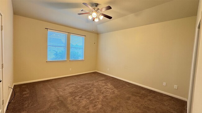 Building Photo - 9611 Tipton Sands Dr