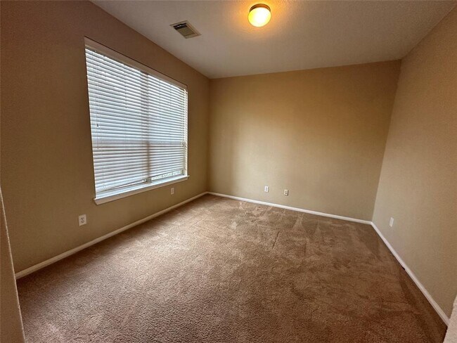Building Photo - 11023 Heartland Grove Dr