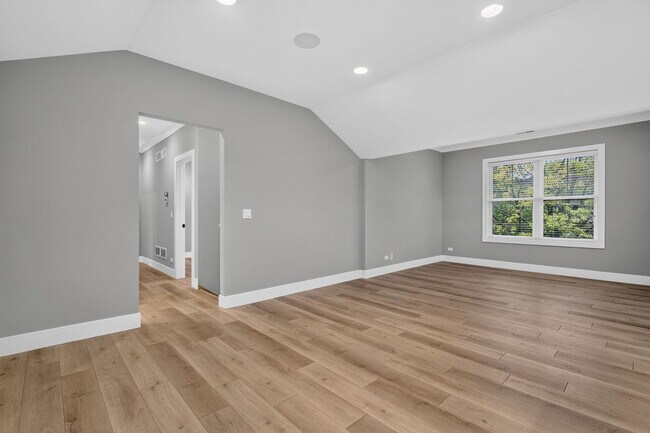 Building Photo - 240 S Brainard Ave