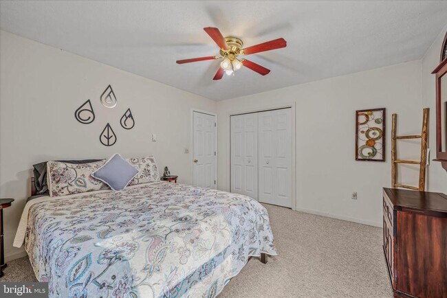 Building Photo - 67 Tranquil Way