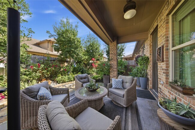 Building Photo - 24218 Calico Trace Ln