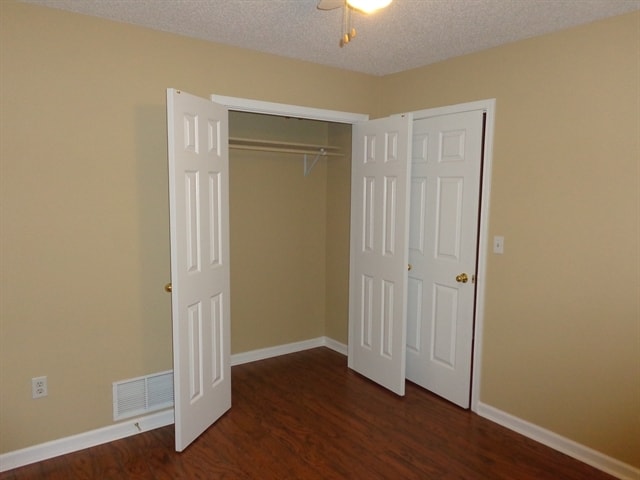 Building Photo - 9270 Chimneyrock Blvd