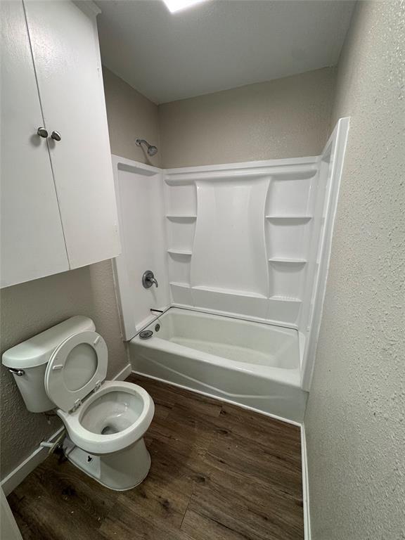 Building Photo - 214 Linda Dr