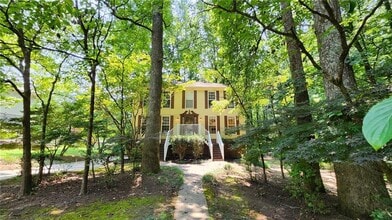 Building Photo - 310 Milesford Ct