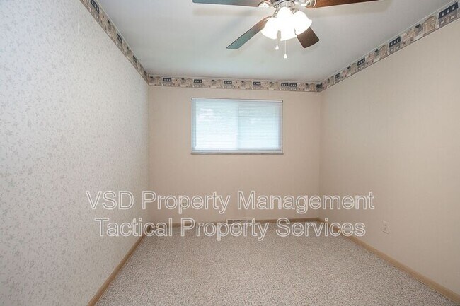 Building Photo - 6188 Cabrini Ln