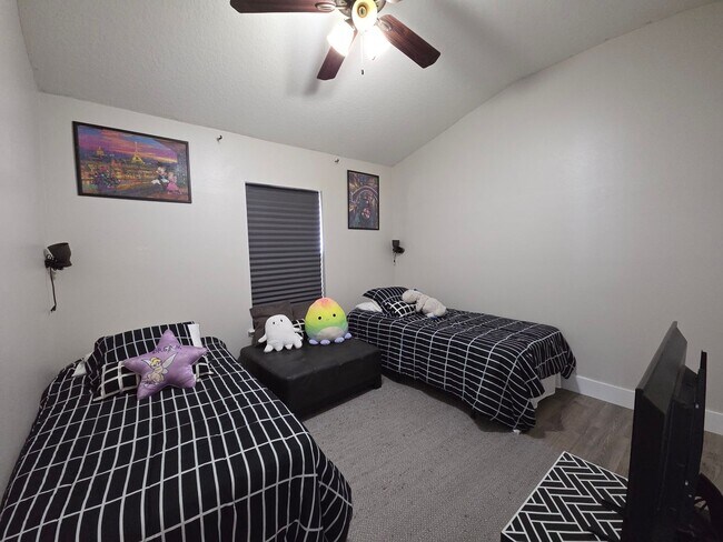 Building Photo - Three Bedroom Townhome at Carter Glen in Orlando