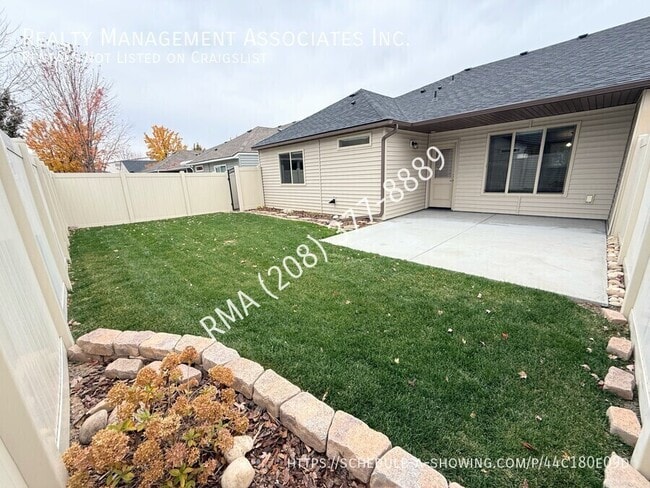 Building Photo - 1898 N Chandra Way