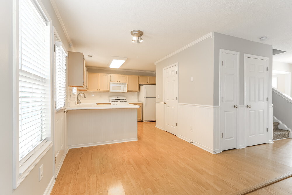 Building Photo - 3848 Sunview Dr NW