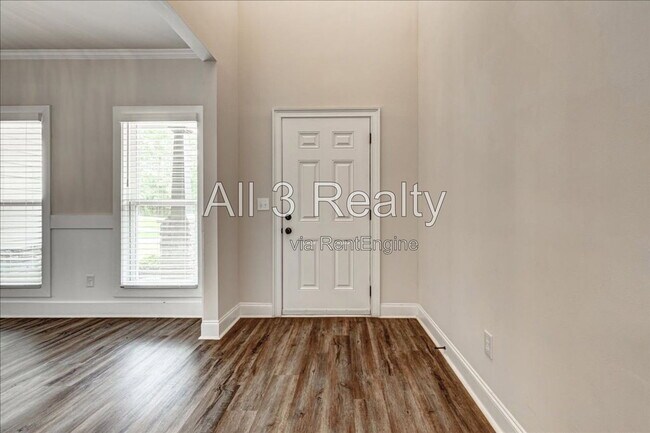 Building Photo - 225 Barnett Ln Ln