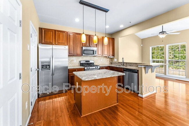 Building Photo - 7550 Maidenhead Dr