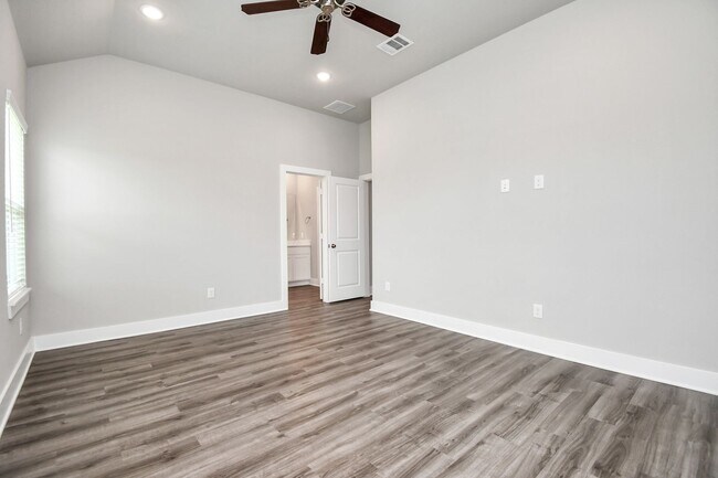 Building Photo - Welcome to the Elm — Single-Level Charm, Modern Style.
