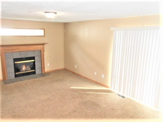 Building Photo - 9200 Strawser St