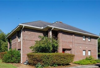 Building Photo - 1055 Ancestry Dr