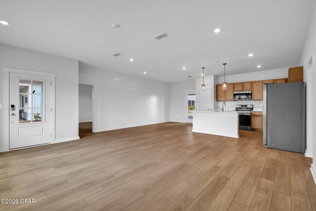 Building Photo - 2336 Discovery Loop